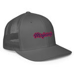 Gorra trucker con malla trasera"majesmajo"