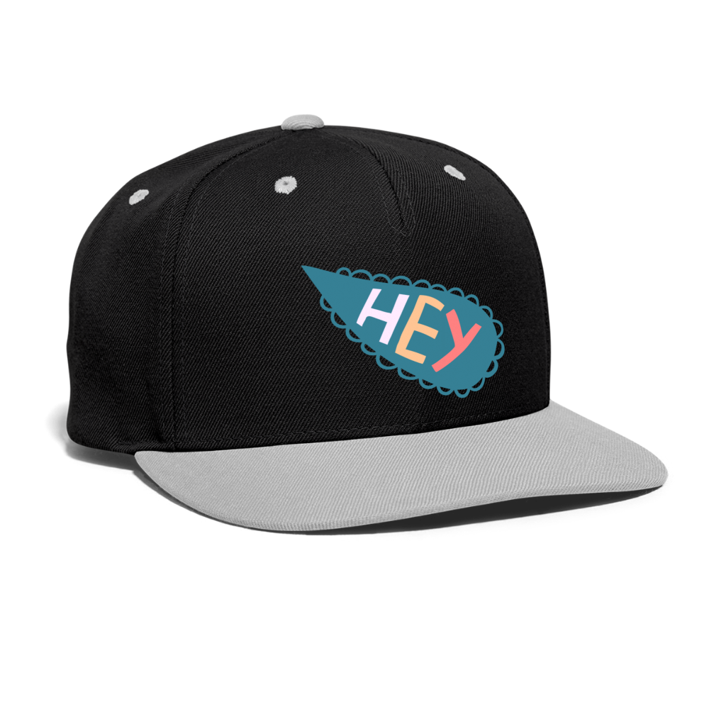 1Gorra contraste Snapback"Hey" - negro/gris