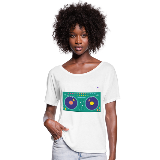 Camiseta con mangas murciélago de Bella + Canvas"Turn table" - white